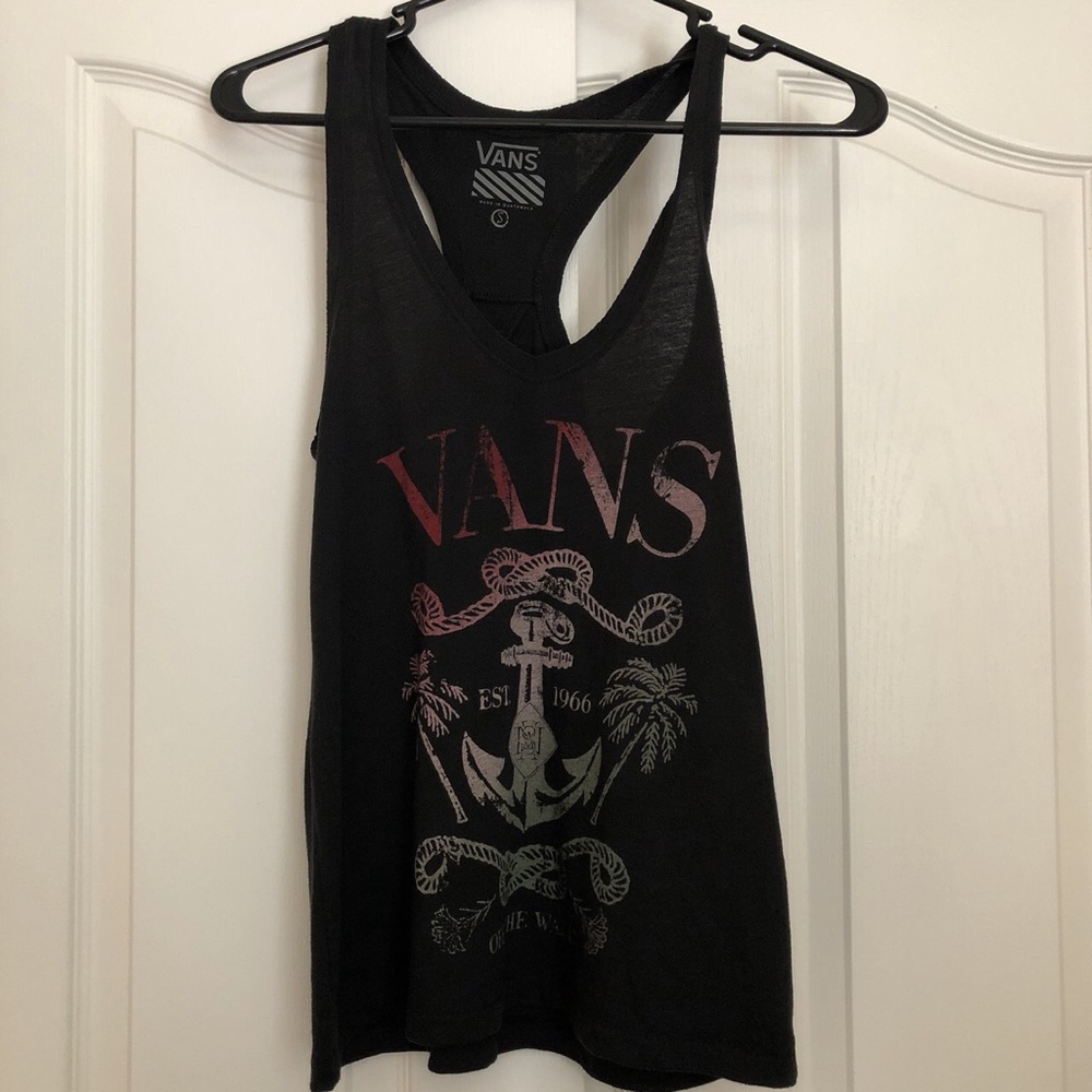 Cute black Vans tank!!